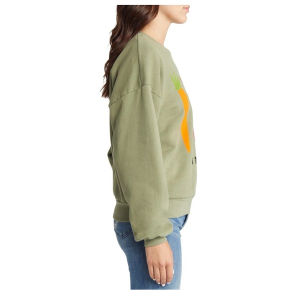 NWT $168 Mother The Drop Square Graphic Sweatshirt "EAT ME" in size XS! - Picture 5 of 8